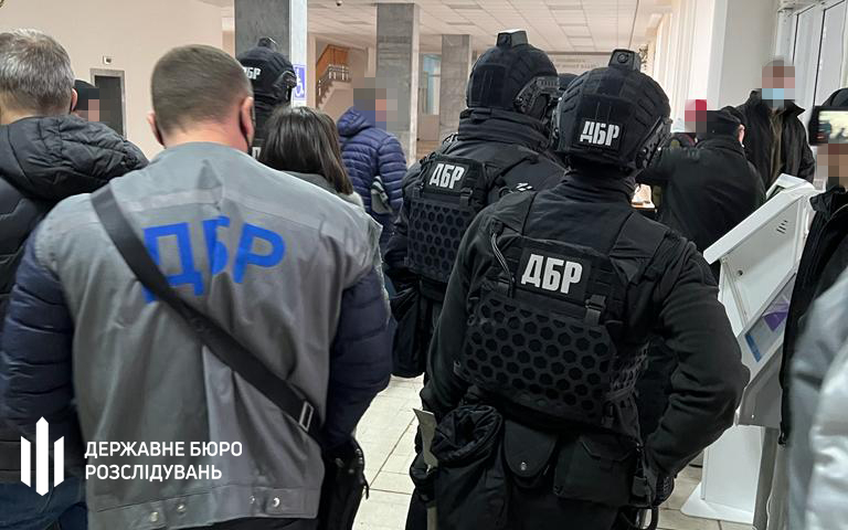 ДБР проводить обшуки в міськраді на батьківщині Зеленського