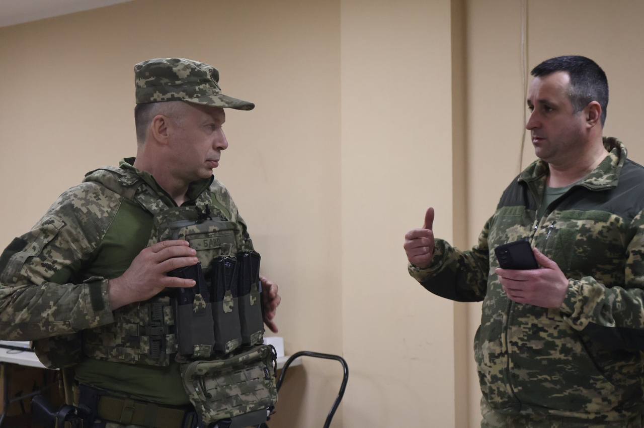 Сирський відвідав Бахмутський напрямок і побачив небезпеку до 9-го травня