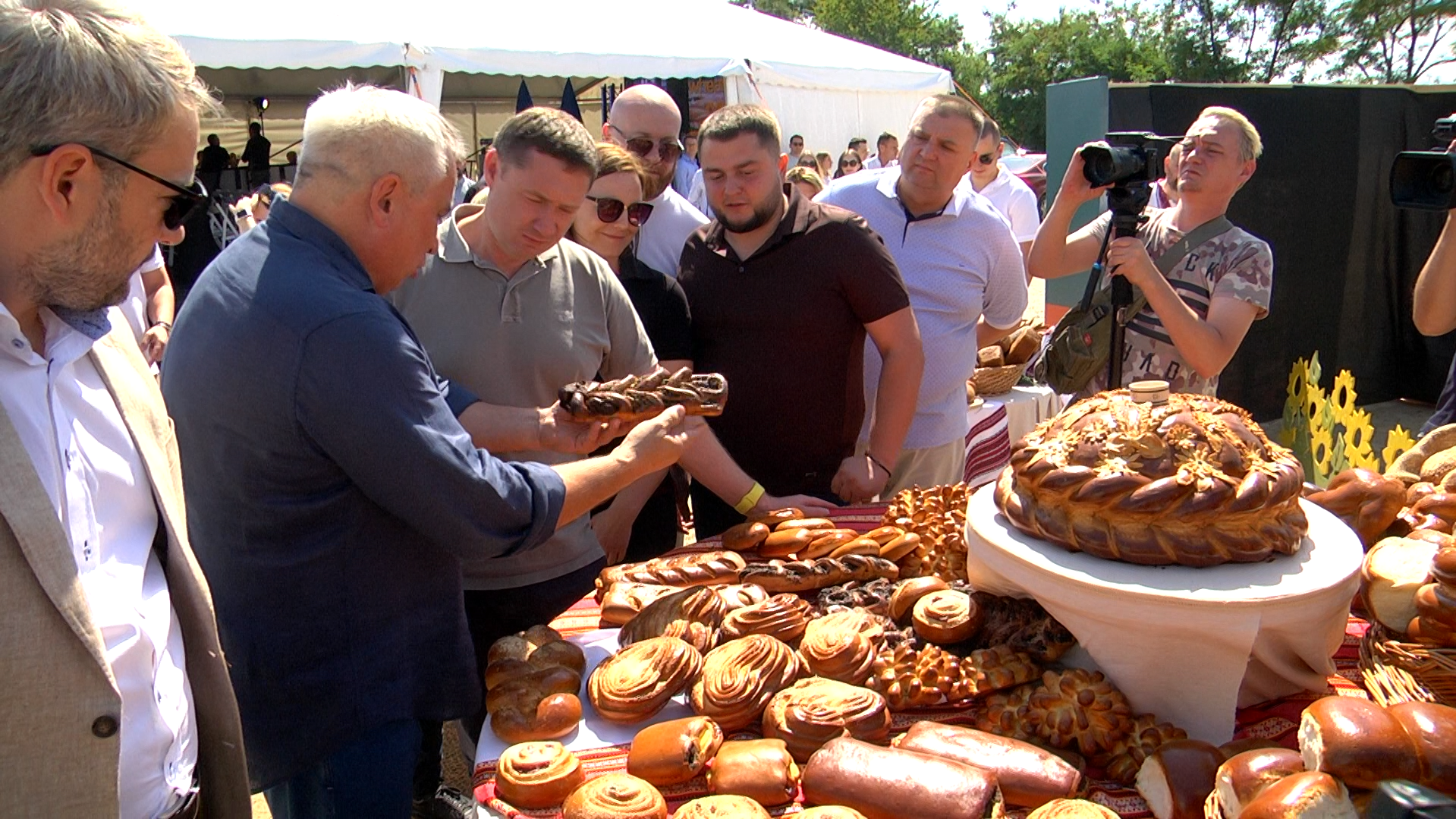 На Львівщині почали будувати масштабний хлібопекарський завод