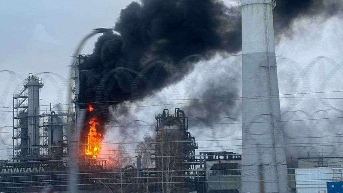 Вночі ЗСУ вдарили по Новокуйбишевському НПЗ: офіційна заява
