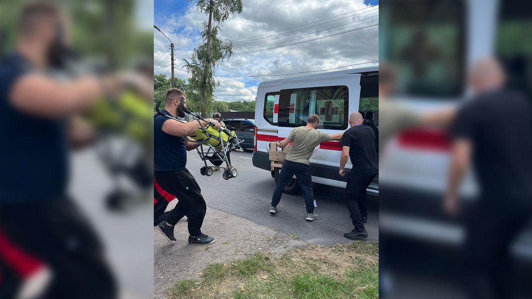 Вибух у Чернігові травмував щонайменше двох дітей