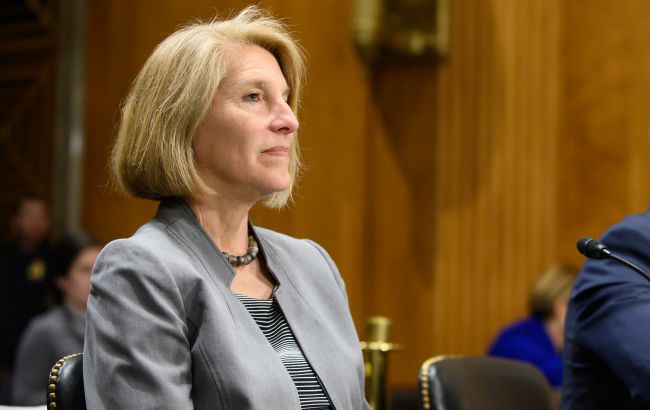 Помічник держсекретаря США відвідає Україну та Росію