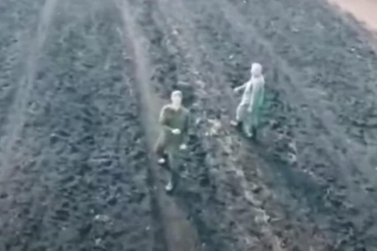 Камінням у безпілотник. Як бойовики на Донбасі епічно «воювали» з українським дроном