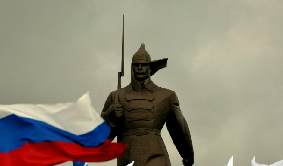 Росія знищує національну ідентичність українців в ОРДЛО, – розвідка