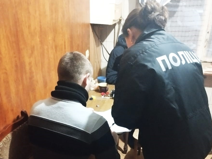На Львівщині затримали 24-річного хлопця, який убив свого родича і втік