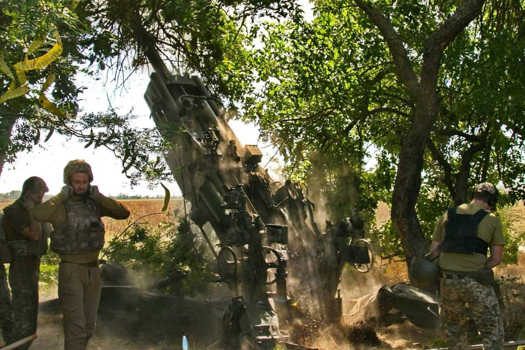 Ворог наніс понад 30 авіаударів, наступав на трьох напрямках, - Генштаб