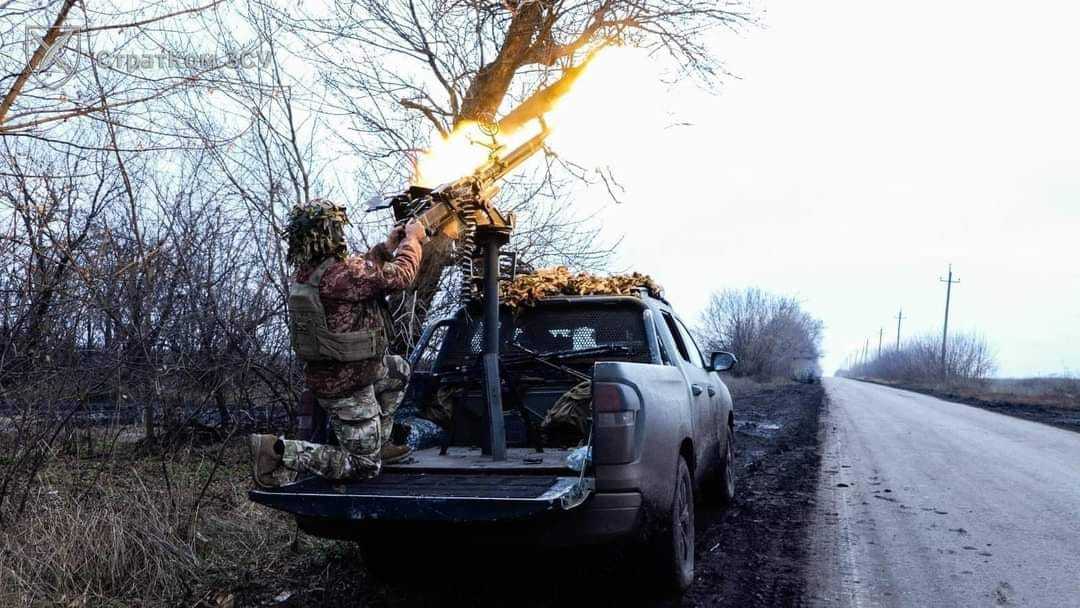 Українські сили відкинули окупантів на північ від Авдіївського коксохіму, – аналітики