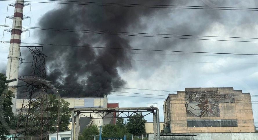 На Бурштинській ТЕС стався вибух, а через 6 годин ще й пожежа