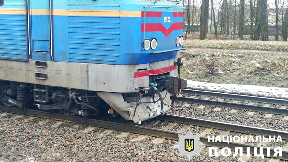 Під колесами поїзда "Київ-Львів" загинув 18-річний юнак: подробиці трагедії