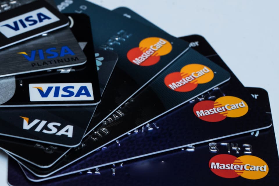 Visa та Mastercard повністю виходять з РФ