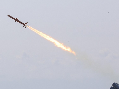 У Чорному морі перебувають вісім російських носіїв крилатих ракет – Міноборони