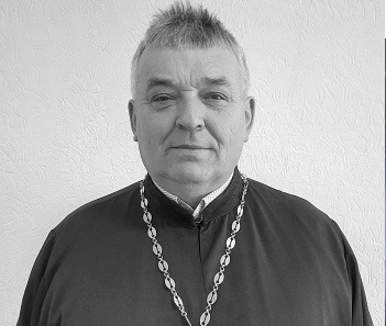 На Прикарпатті помер відомий священник: коли похорон