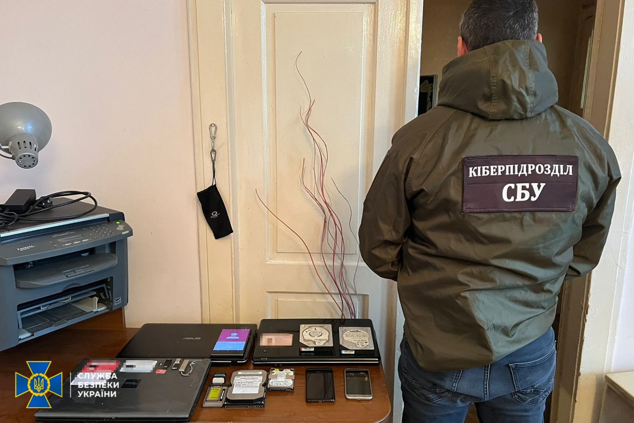 На Буковині СБУ викрила ворожого агітатора, який готував фейки для ток-шоу Соловйова