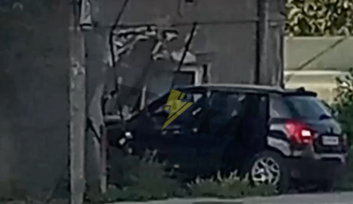 У Львові водій автомобіля влетів у будинок