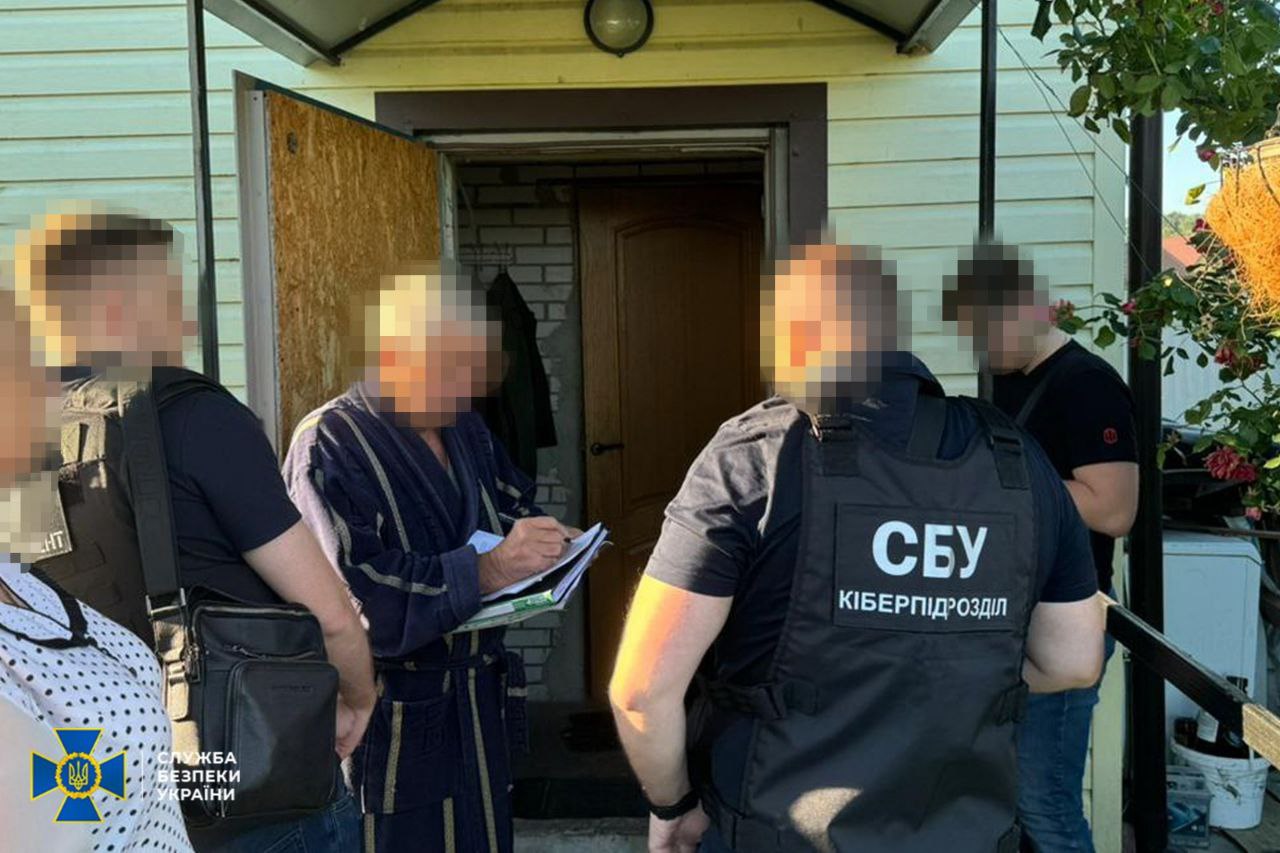 Готували заворушення у Києві та планували захопити Верховну Раду: СБУ затримала провокаторів