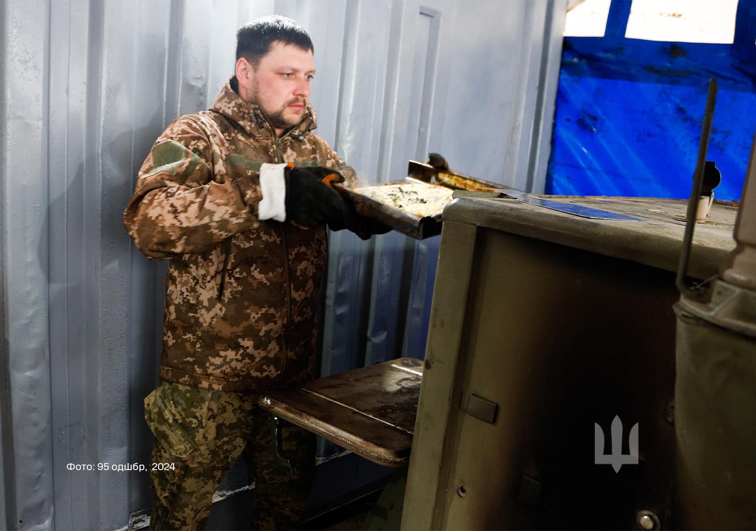 Піцу замовляли? Десантники показали, як працює єдина в ЗСУ польова піцерія