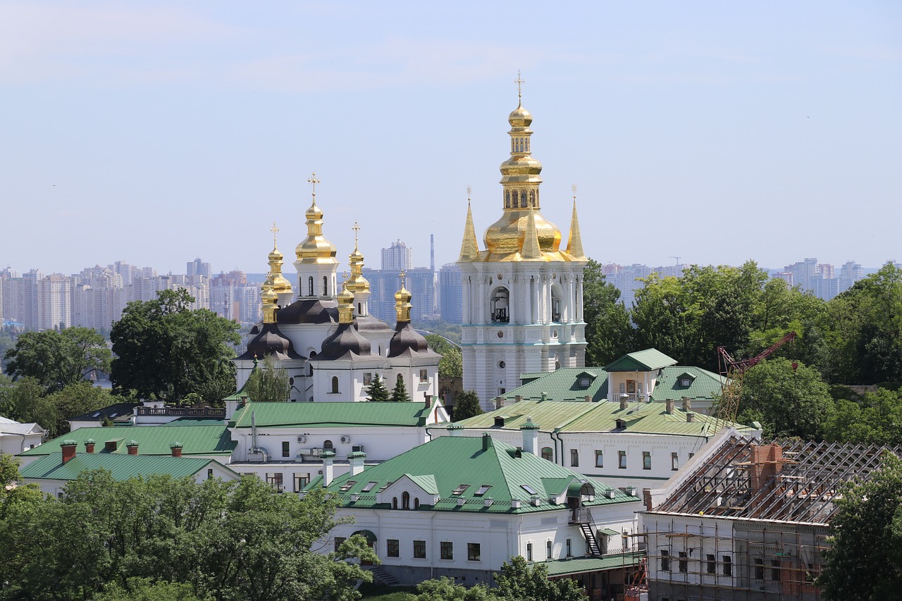 Молитва за Росію в Києво-Печерській Лаврі. СБУ почала кримінальне провадження