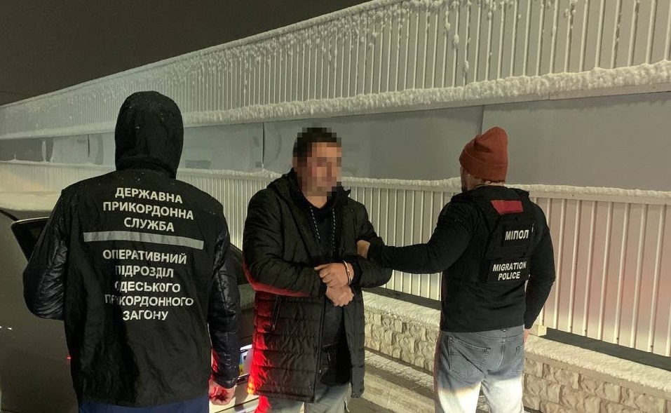 Українських моряків звинуватили в причетності до торгівлі людьми