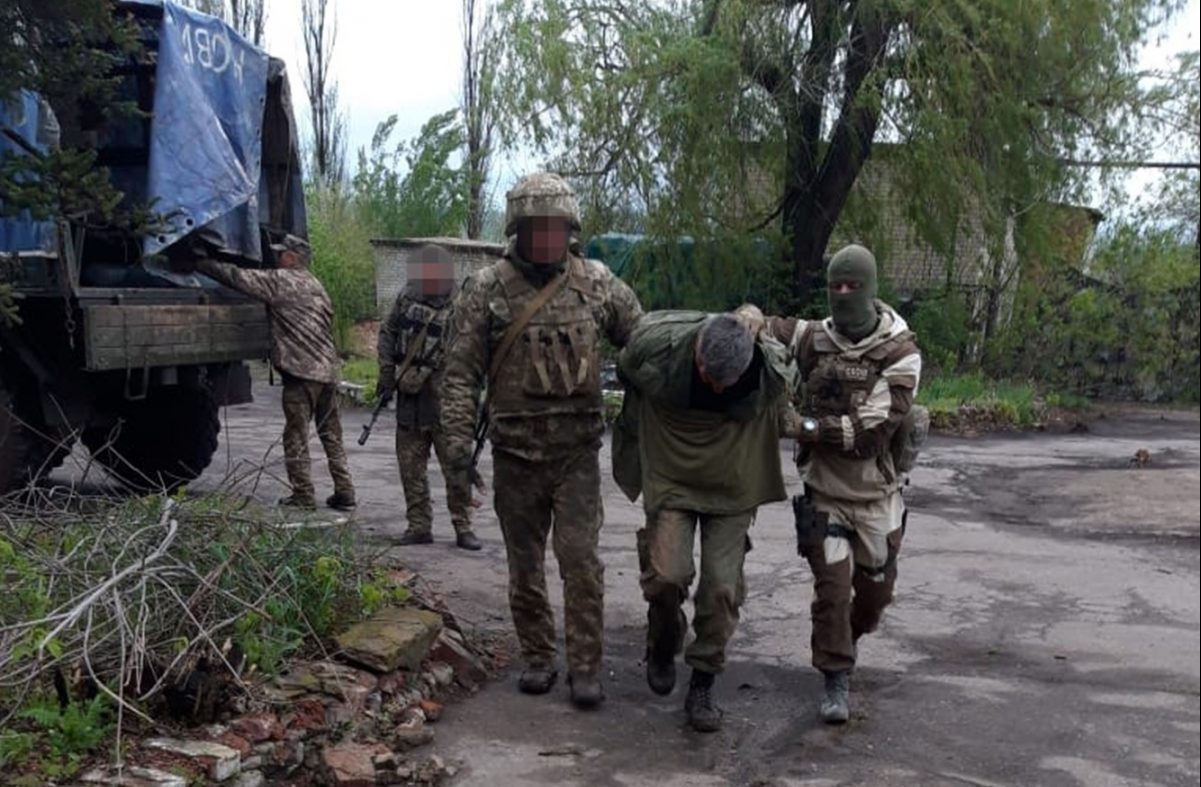 СБУ взяла в полон 11 російських снайперів