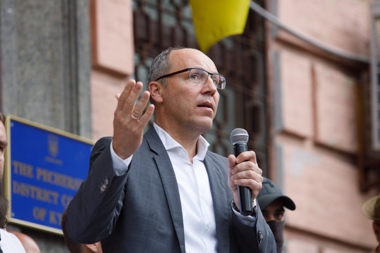 Поліція повідомила про версії у справі вбивства Андрія Парубія