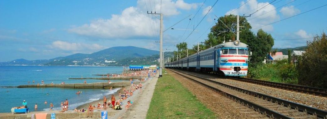 «Укрзалізниця» запускає два нові потяги до Азовського моря