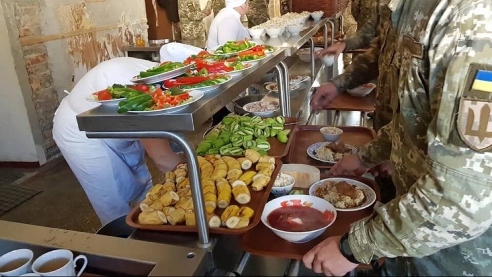 Міноборони затвердило нові вимоги до калорійності їжі для військових