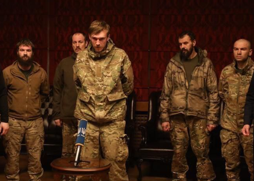 Герої «Азовсталі» зустрінуться в Туреччині зі своїми родинами