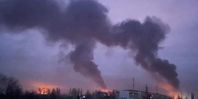 У Миколаєві знову лунають вибухи касетних снарядів. Стріляють з Херсона