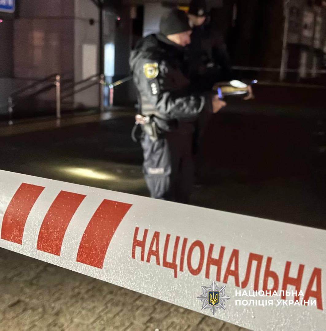 Біля розважального закладу в Івано-Франківську помер 18-річний студент медуніверситету