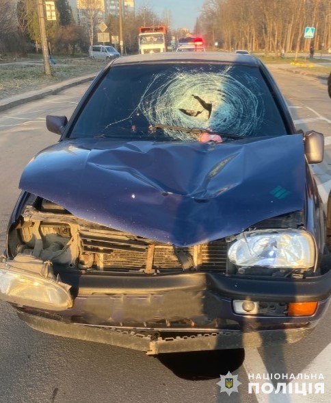 На Львівщині 20-річний водій "Volkswagen" на смерть збив жінку-пішохода