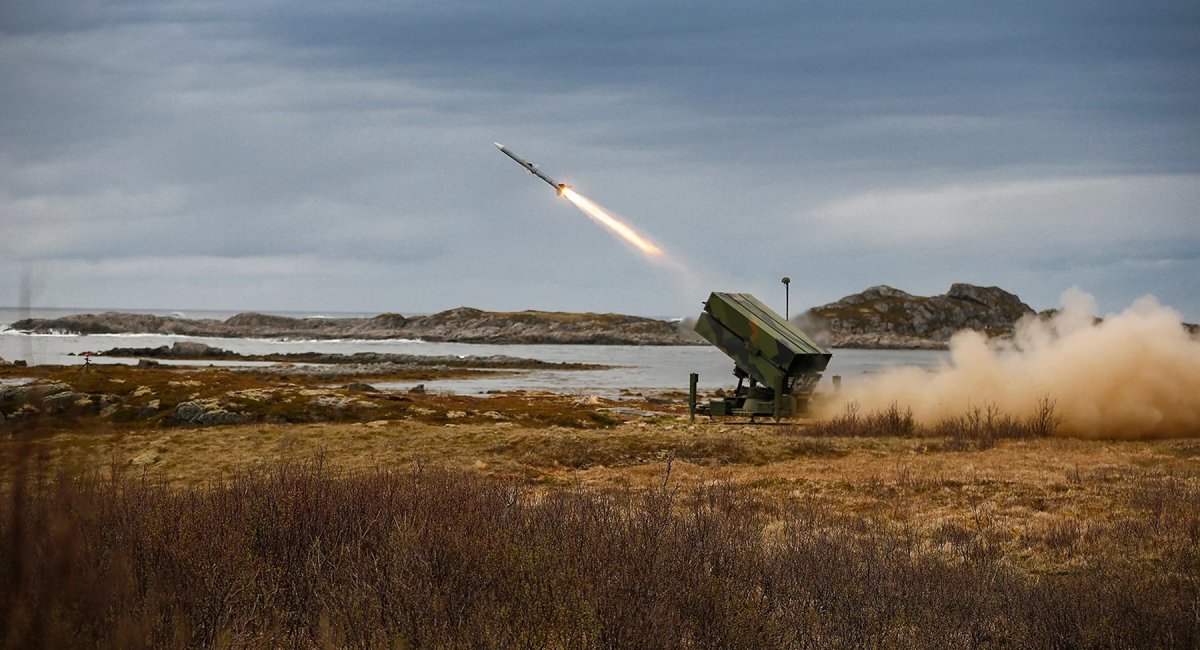 Україна отримає від США дві батареї NASAMS. Це 16 пускових установок