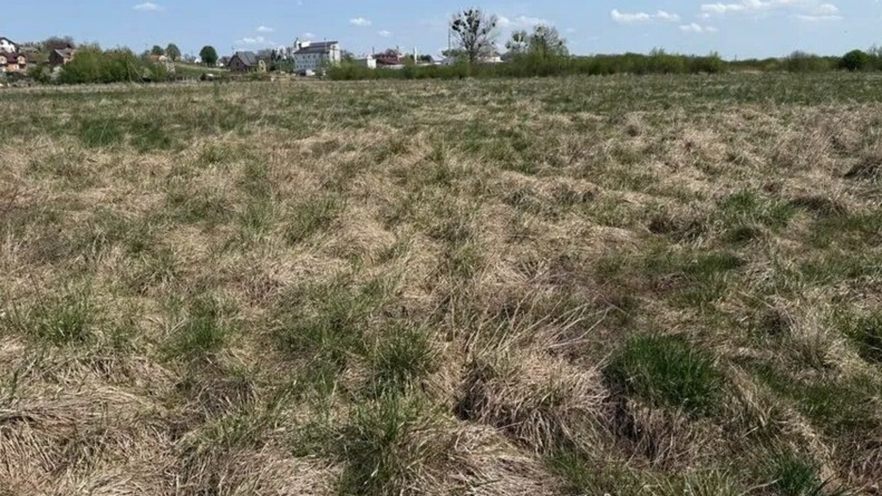 У Львові продають одразу кілька земельних ділянок на аукціоні: адреси