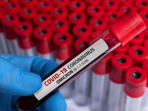 У Pfizer заявили, що бустерна доза захищає від "Омікрон"