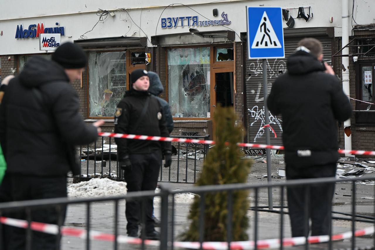 Вибух у центрі Львова: в якому стані поранені зараз