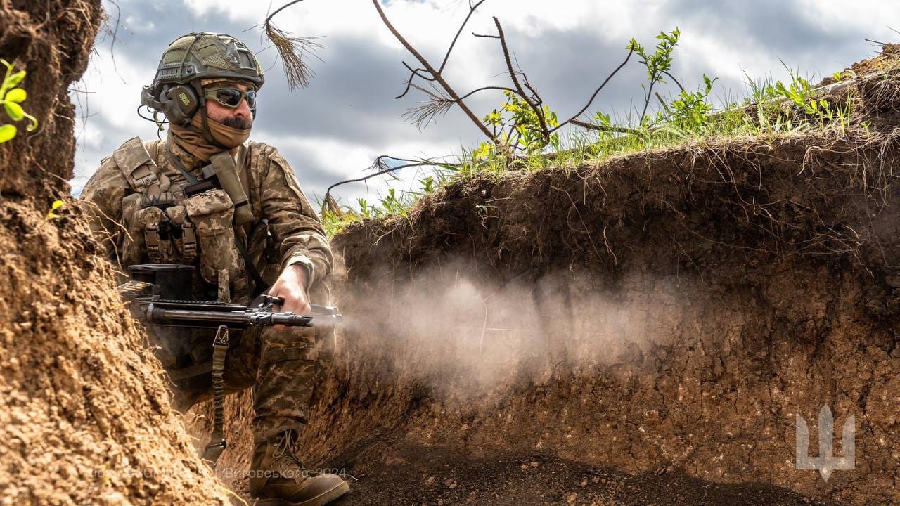 Росіяни посилили атаки на двох напрямках, за добу відбулося 115 боєзіткнень. Генштаб