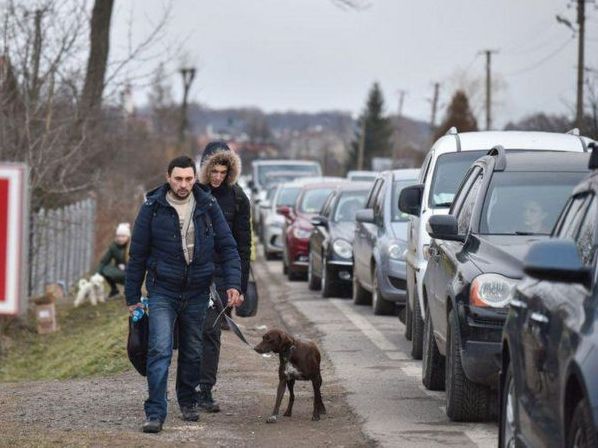 З України виїхало 650 тисяч чоловіків призовного віку – Євростат
