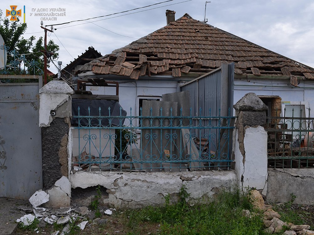 Удар по Миколаївщині: двоє загиблих, зруйнована спортивна школа