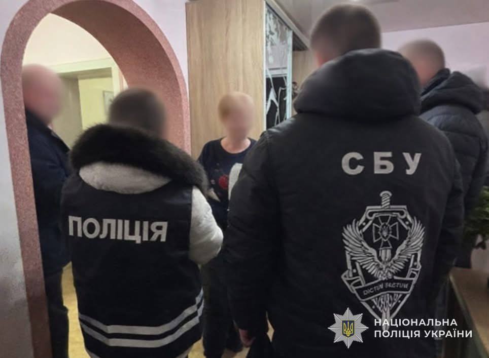 На Львівщині голова та лікар ВЛК організували схему втечі за кордон
