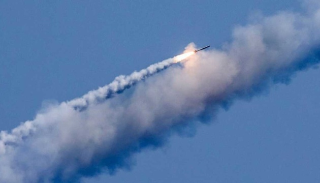 Росія готує масовані обстріли західних регіонів: заява посадовця