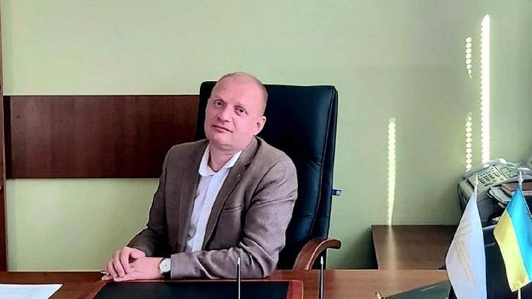 Директора міської лікарні на Львівщині затримали за підозрою в отриманні хабара за "бронь"