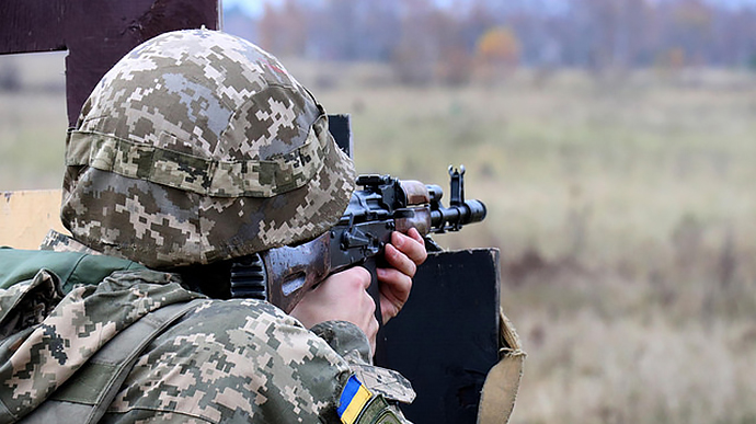Доба в ООС: ворожі війська обстрілювали мирне населення, без втрат