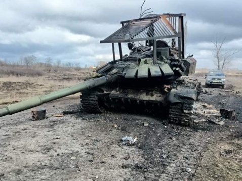 На Донбасі бійці Об’єднаних сил відбили 12 атак ворога