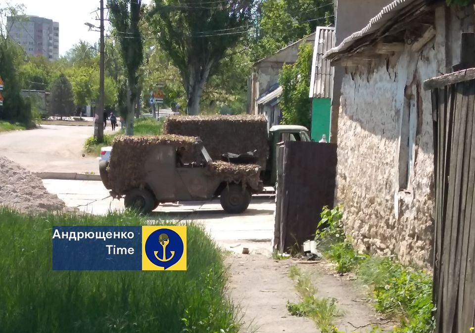 У Маріуполі фіксують рух російських вантажівок із БК у напрямку Волновахи