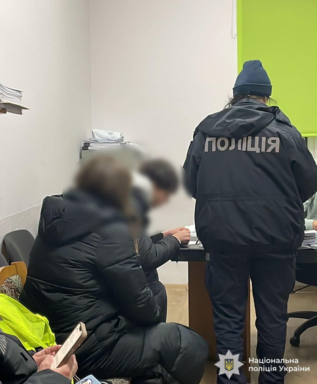В Івано-Франківську двоє підлітків хотіли зарізати безхатька: деталі злочину (фото)