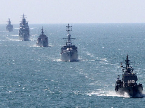 У Чорному морі п’ять російських кораблів блокують торговельне судноплавство