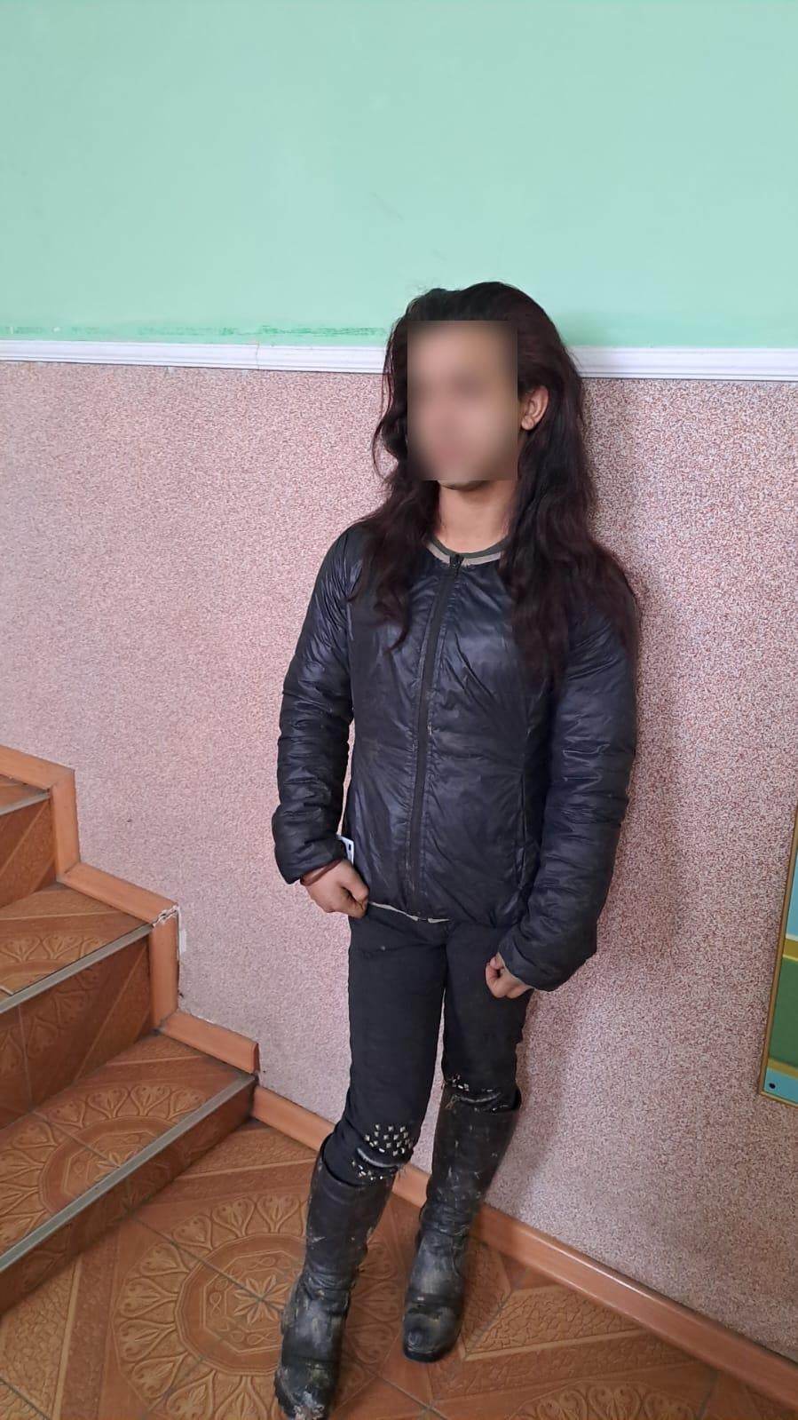 На кордоні з Угорщиною затримали ухилянта, який прикидався жінкою