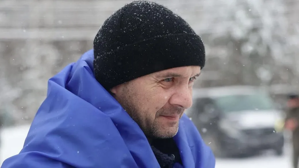 З полону повернувся захисник, якого понад три роки вважали мертвим: з’явилося відео першої розмови