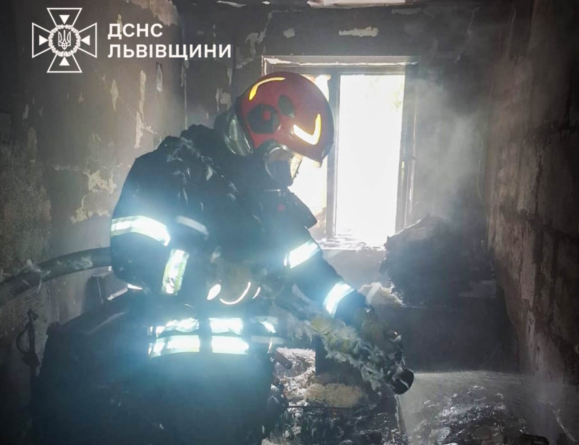 У Львові горіла квартира: з'явилися фото