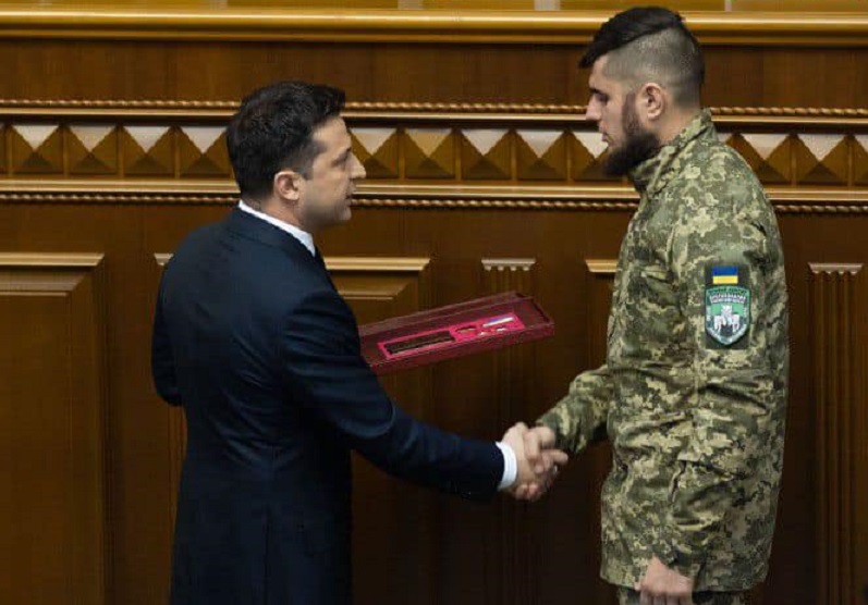 Да Вінчі. Перший доброволець ДУК отримав звання Героя України