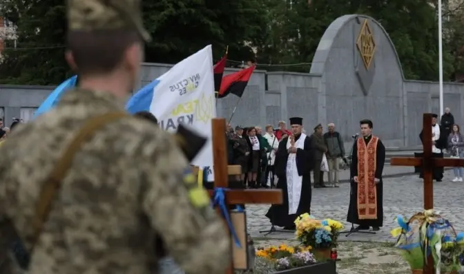 Пам’ятаємо кожного: у Львові оприлюднили розклад молитов за полеглими Героями на 28 березня